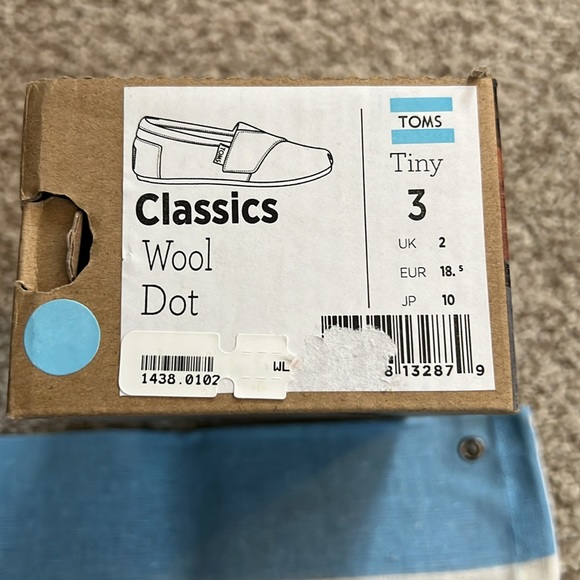 TOMS EUC tiny wool dot classic. (Little) Girls size 3. ADORABLE - Picture 5 of 6